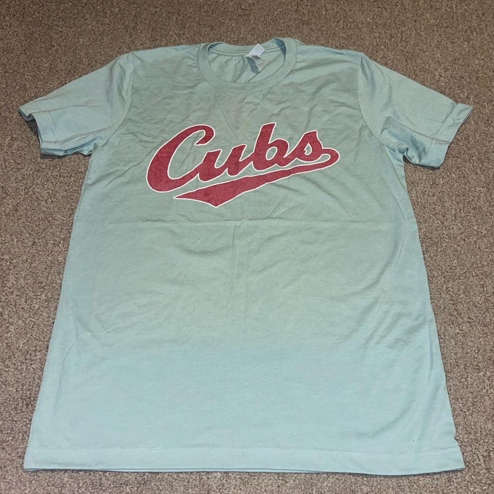 NWOT Bella + Canvas light blue Chicago Cubs tshirt size medium